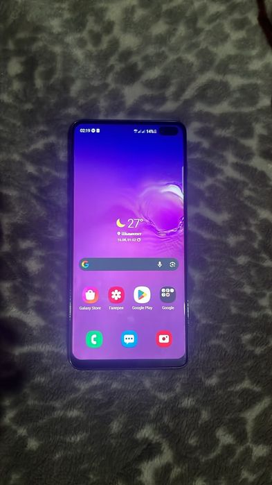 Продам samsung galaxy s10+ 128гб 11версия