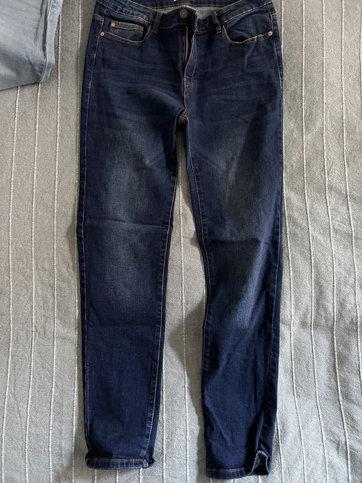 Два чифта френски еластични дънки Л