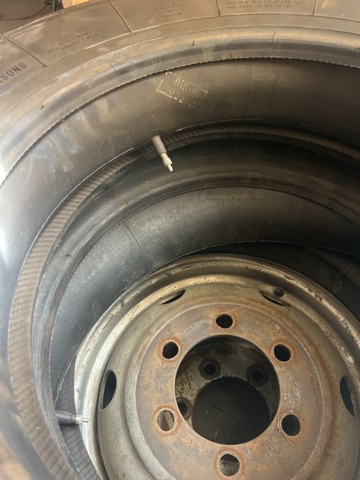 Продам шины от газели R16c