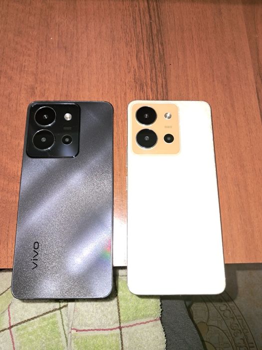 Смартфоны Vivo Y36 две штуки