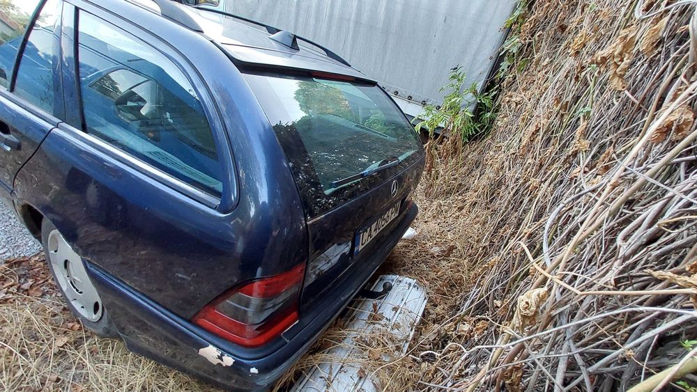 Mercedes c250td на части