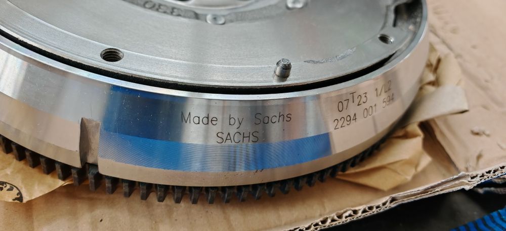 Нов демпферен маховик Sachs  за Citroën, Peugeot и DS 1.6 HDI