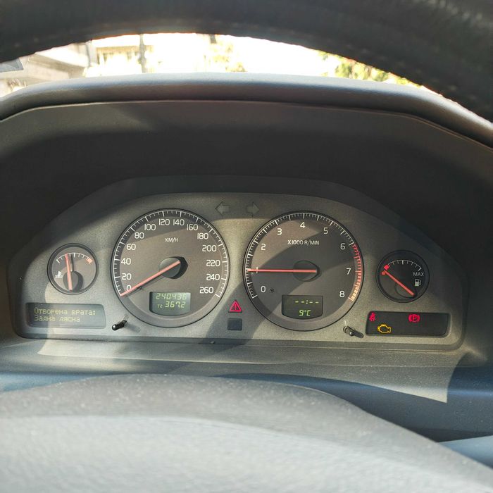 Продавам VOLVO V70