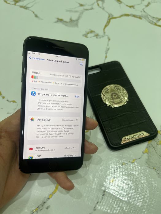 Продам İPhone 8+ 128Gb