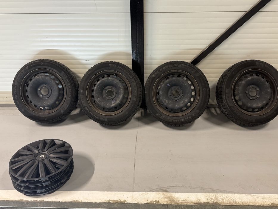 Jante cu anvelope de iarna megane 3