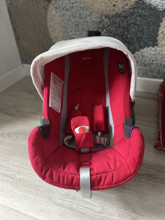 Продам автолюльку в идеальном состояние