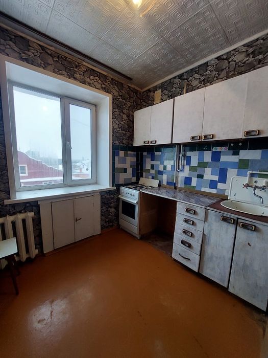 Срочно!Продам 1 комн кв район Маг.Дошкольник ТОРГ.