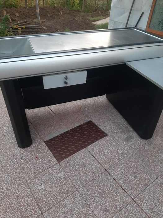 Касов модул, десен