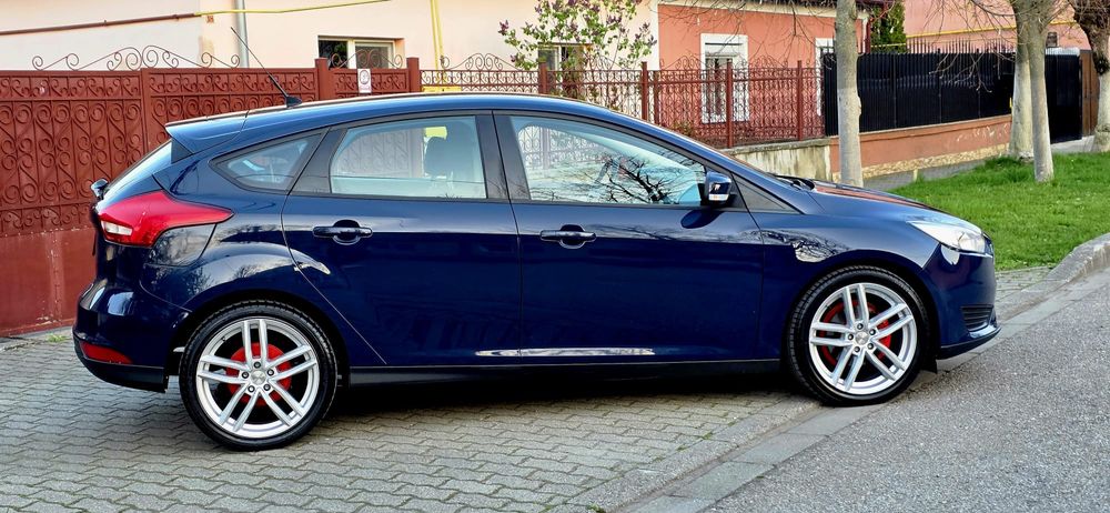 FORD Focus 2016 — imagine 5
