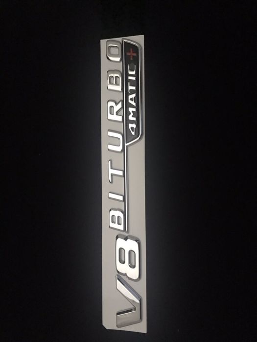 Emblema Mercedes V8