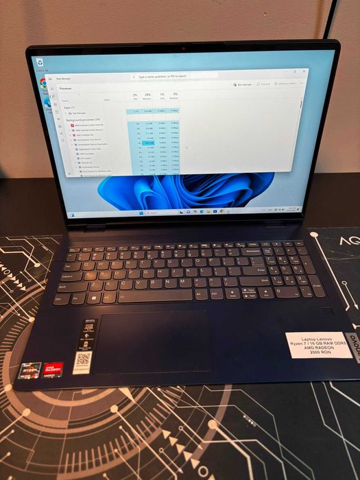 Laptop Lenovo / Ryzen 7 / 16 GB RAM DDR5 / Garantie * Krom Amanet Margeanului *