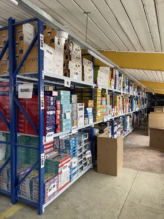 Afacere la cheie, magazin online de jucarii cu stocuri si SRL