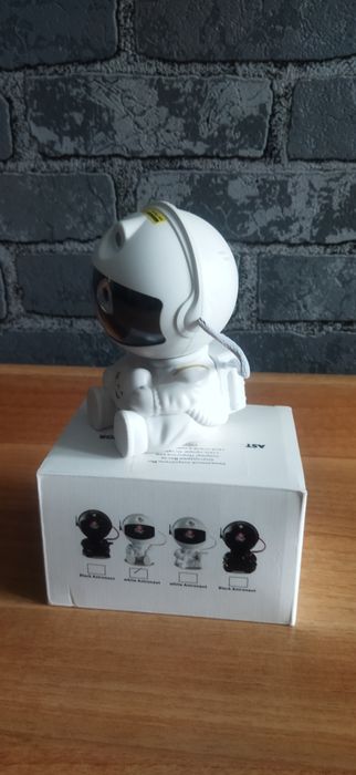 Миленький светильник.