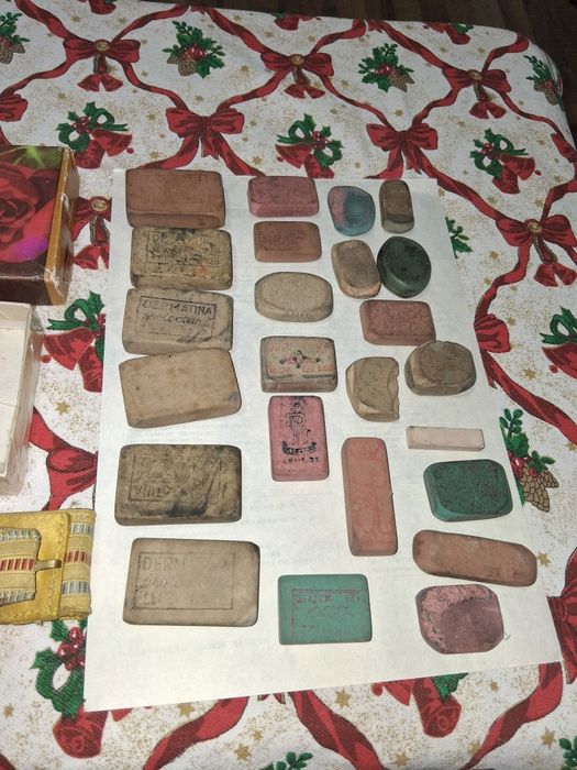 Diverse obiecte vechi de colecție