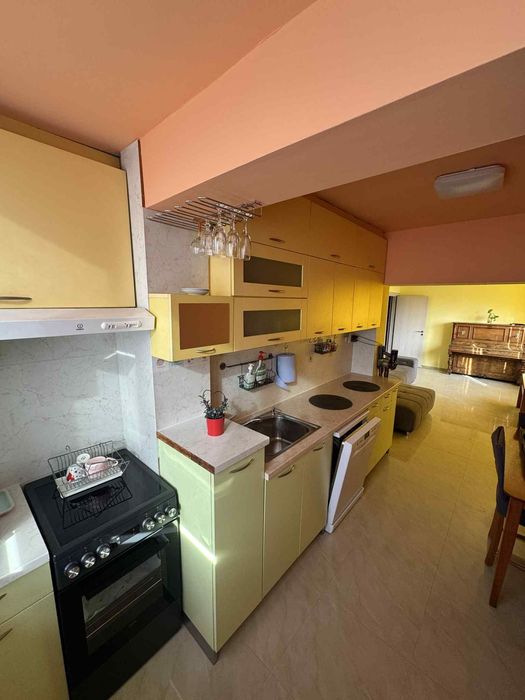 Дава се под наем Тристаен апартамент в София, Младост 1 - 78 кв.м за 746.64 € - Снимка #3