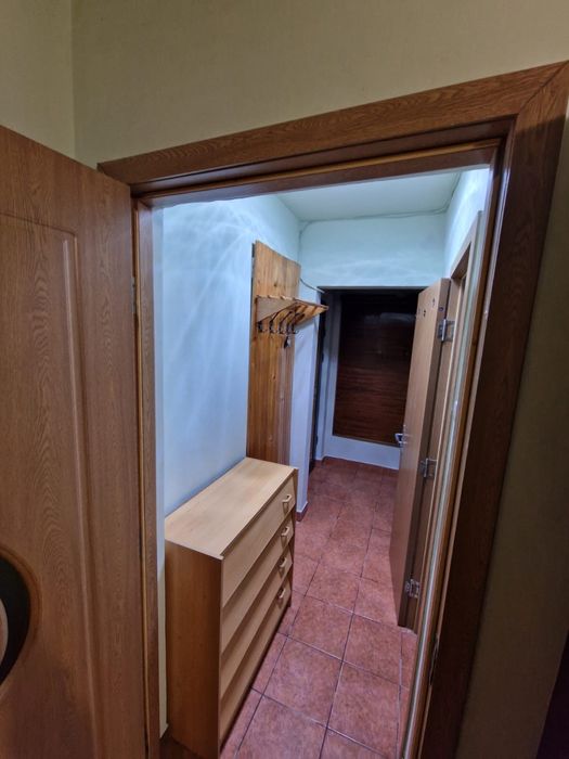 Inchiriez apartament 3 camere Arad