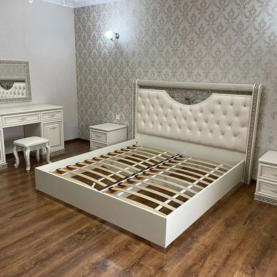 Спальный гарнитур в отличном состоянии