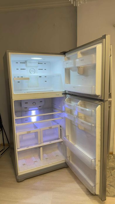 Холодильник самсунг (большой)