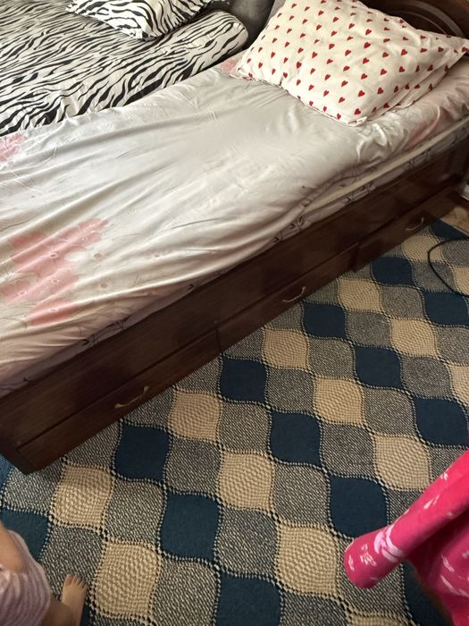 Divan odno spalni