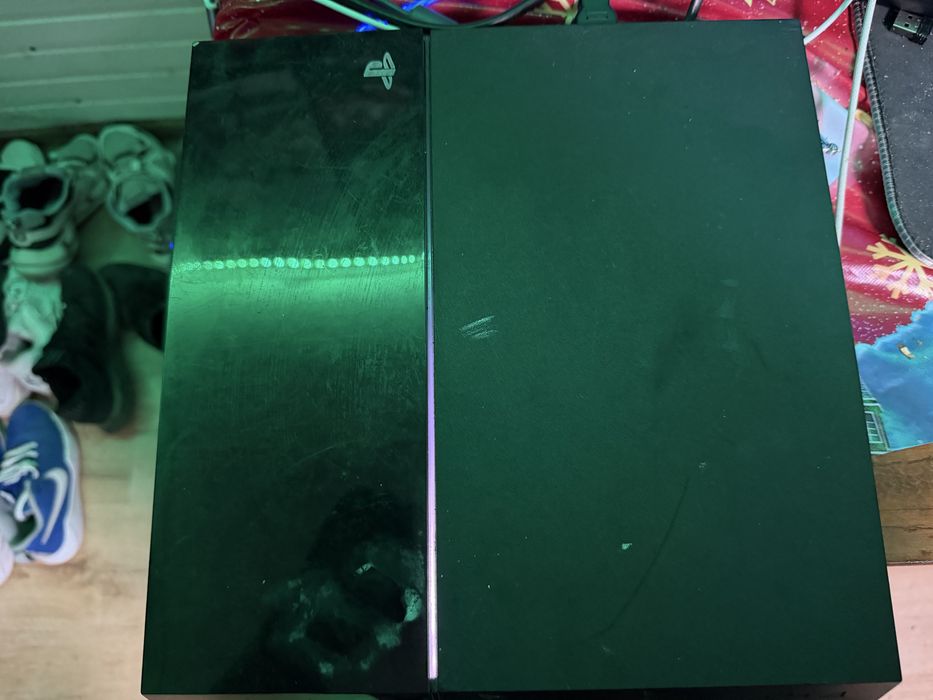 Ps4 modat 1tb.