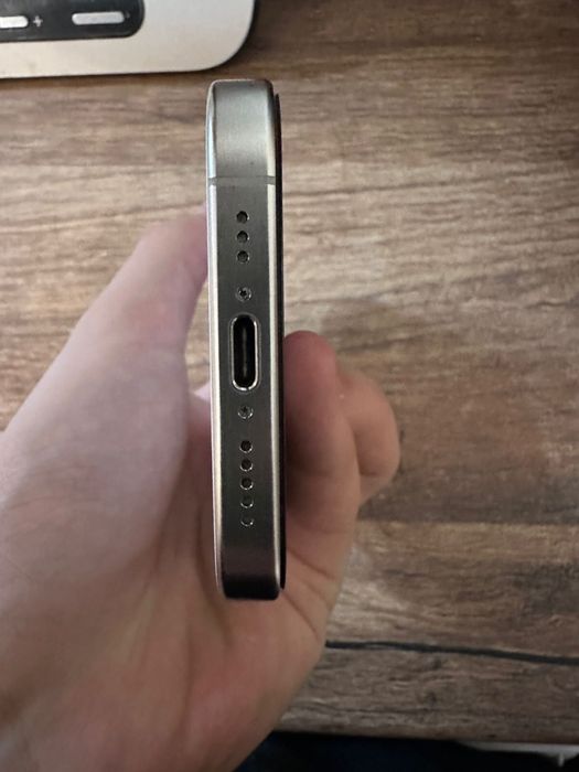 Iphone 15 pro 256gb white titanium