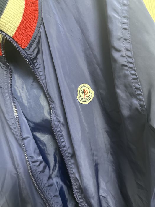 Bluza cu fermoar Moncler