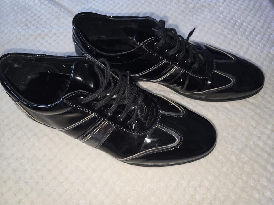 Мъжки обувки черен лак