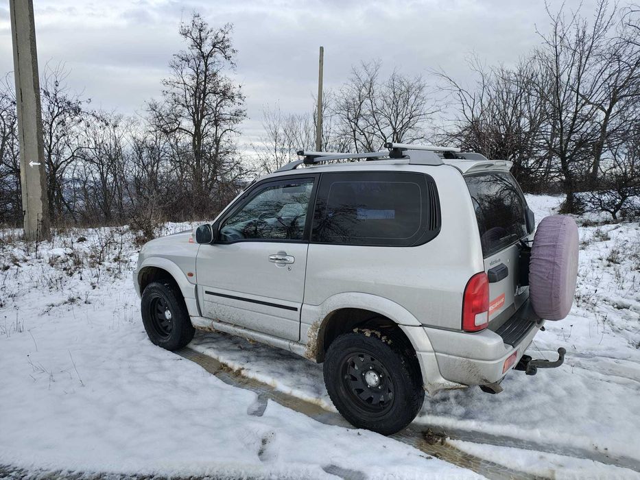 Vand Suzuki Grand Vitara Limited 2005, 1.6 benzina, 3 usi.