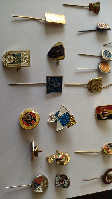 Значки спортна тематика и др.