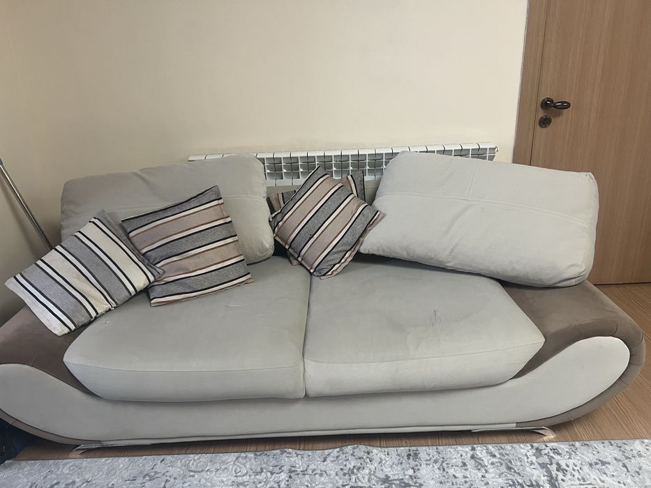 Диван Б/У, самовывоз, отдам.