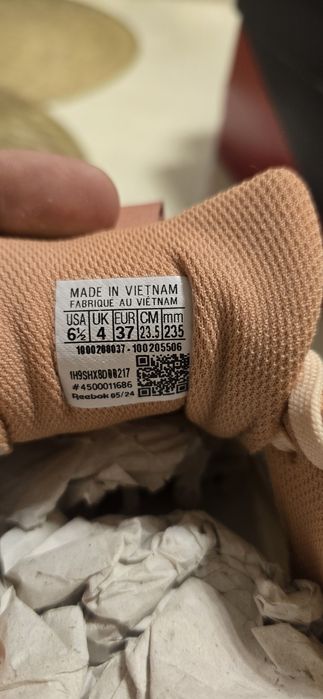 Женские кроссовки REEBOK