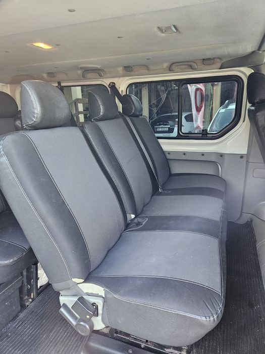 Renault Trafic 2.0 dCi 2011 8+1