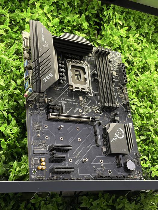 Z690 D4 Terminator как новый