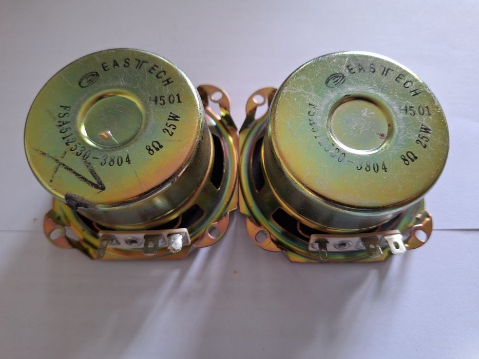 Tweetere Difuzoare inalte sateliti bass woofere boxe sisteme audio