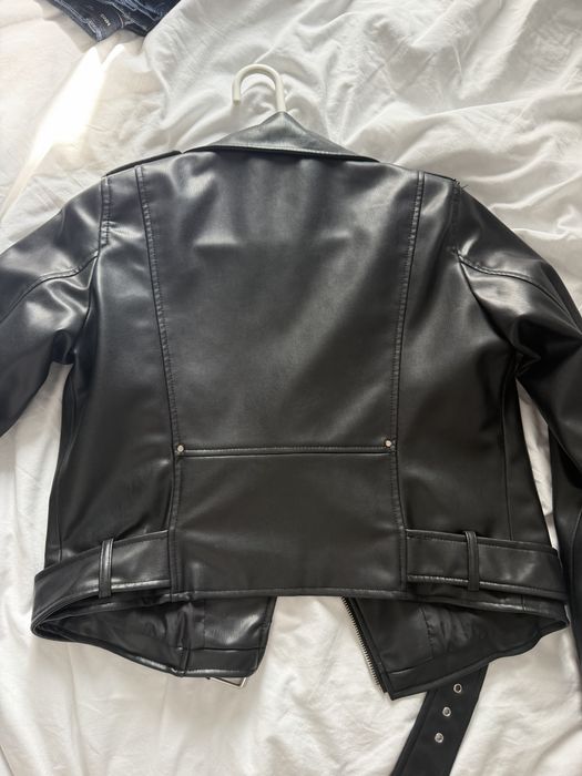 Дамско кожено яке Zara