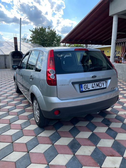 Ford Fiesta 2006 | 1.3 Benzină | 112.000 km