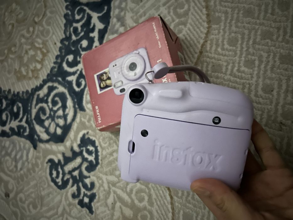 Instax 11 mini.