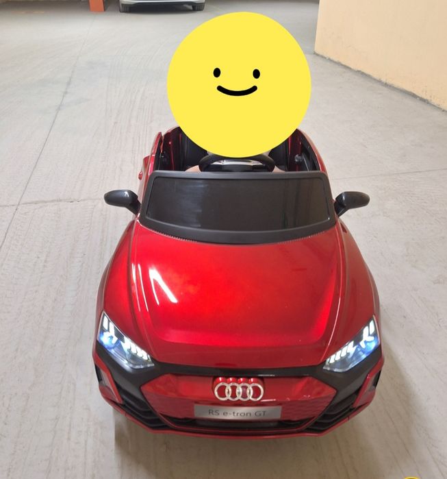 Акумулаторна кола Audi RS e-tron 717 червен