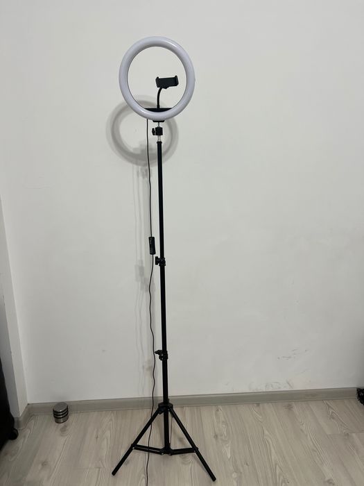 Inel luminos-lampǎ