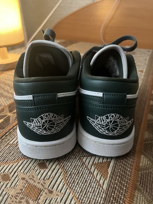 Кроссовки Nike (кожа)