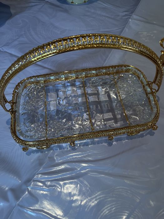 Сервис 105 придмет 12 персон