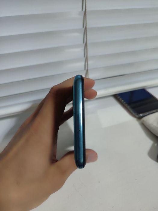 Samsung Galaxy A51 4/64 holati zo'r