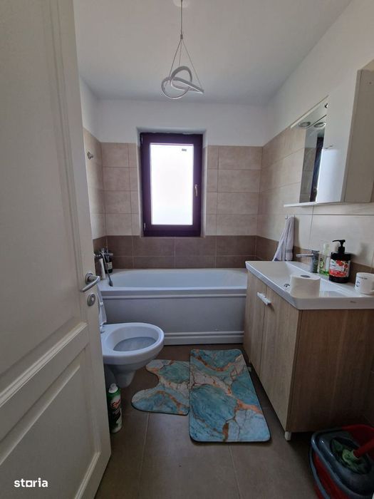 OPORTUNITATE DE INVESTIȚIE: Apartament cu 2 camere mobilat & utilat