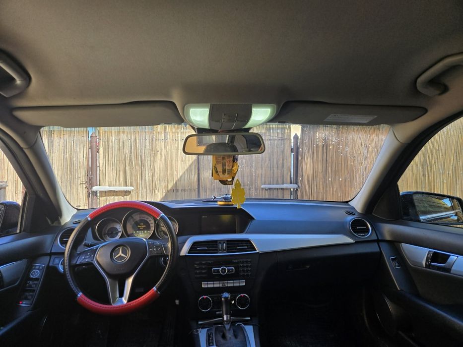 Vand mercedes C 220 cdi,automat