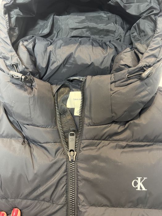 Продам зимний пуховик Calvin Klein (оригинал)