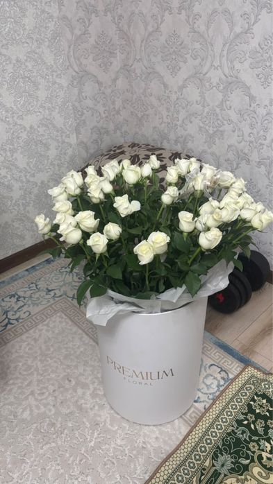 Цветы свежие розы