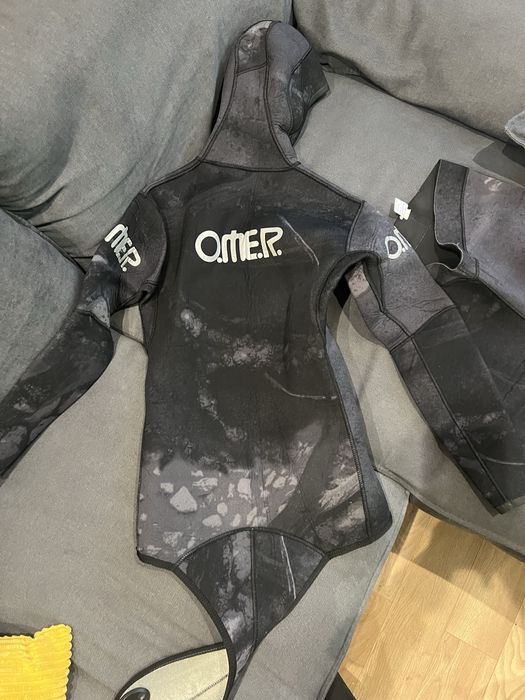 Водолазен костюм с вендуза   OMER 5MM Black Moon