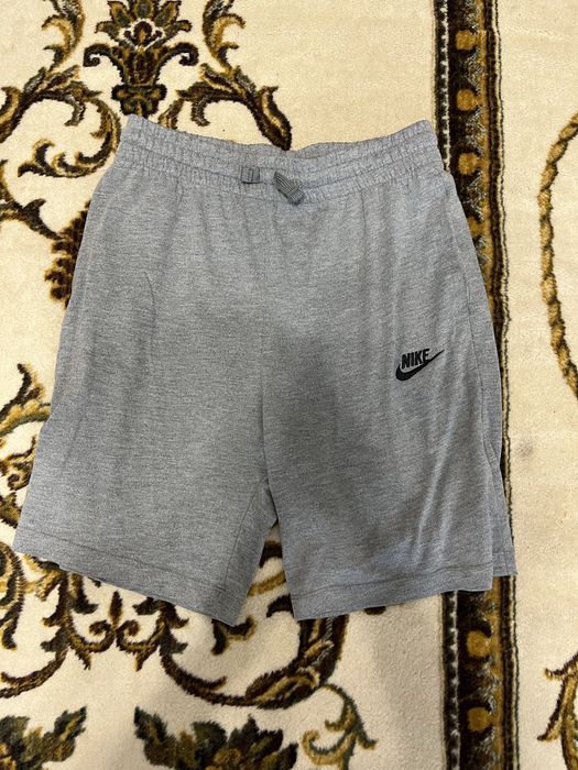 pantaloni scurti nike
