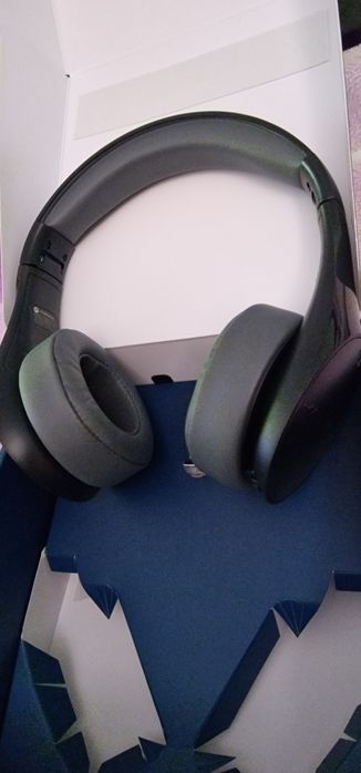 Продавам безжични слушалки MOTOROLA XT500