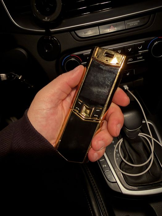 Vertu телефоны сатылымда барлығы істеп тұр